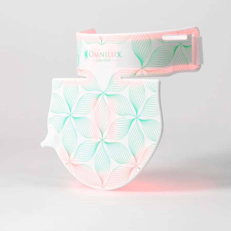 Omnilux Contour Neck and Décolleté lifestyle image