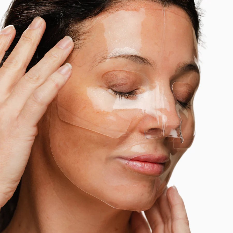 Omnilux Hydrogel Facial Mask lifestyle image