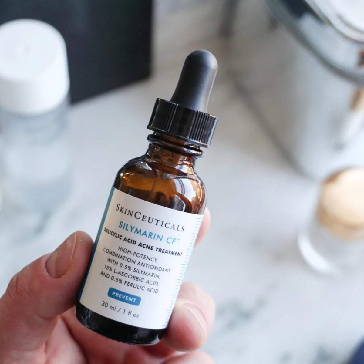 SkinCeuticals Silymarin CF lifestyle image