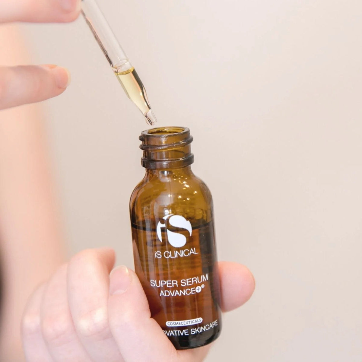 iS Clinical Super Serum Advance+ lifestyle image