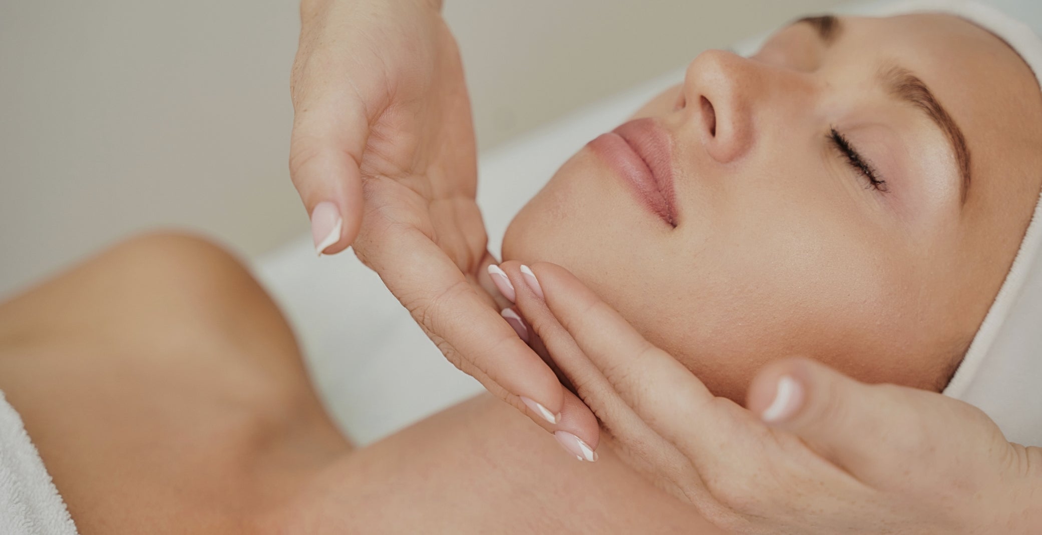 Image TitleMorpheus8 Facial Rejuvenation Treatment Model undergoing Morpheus8 treatment for facial rejuvenation at Studios Vis a Vis Toronto