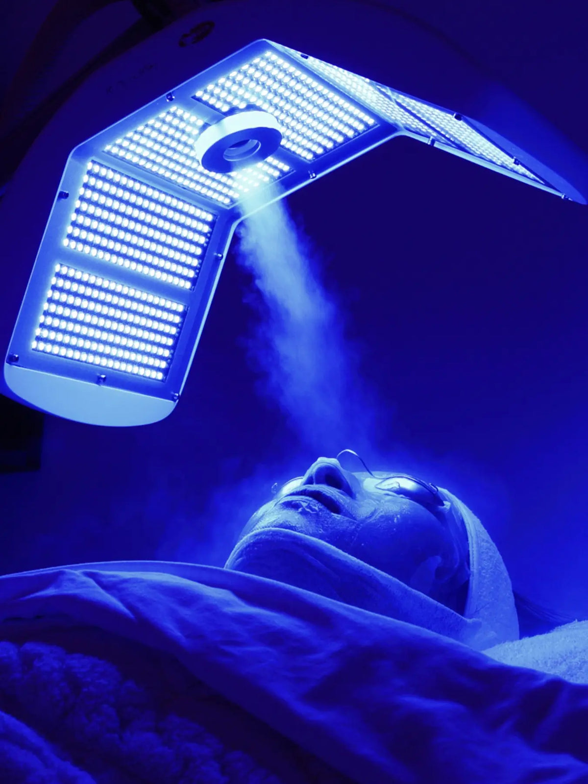 Facial treatment at Studios Vis a Vis