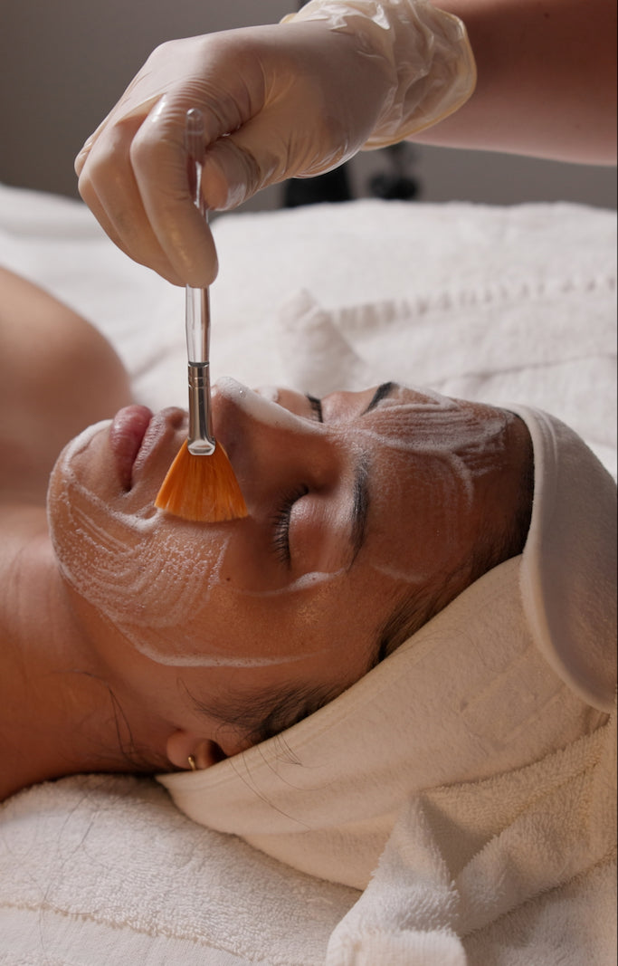 Our star ingredient, organic pumpkin pulp—rich in vitamins A, beta-carotene, potassium, and zinc. A pumpkin facial mask.