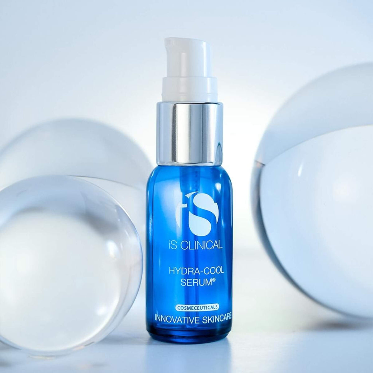 iS Clinical Hydra-Cool Serum lifestyle image