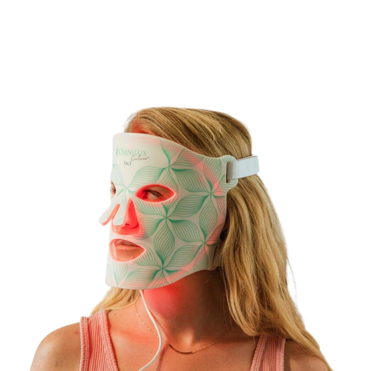 Omnilux Contour FACE lifestyle image