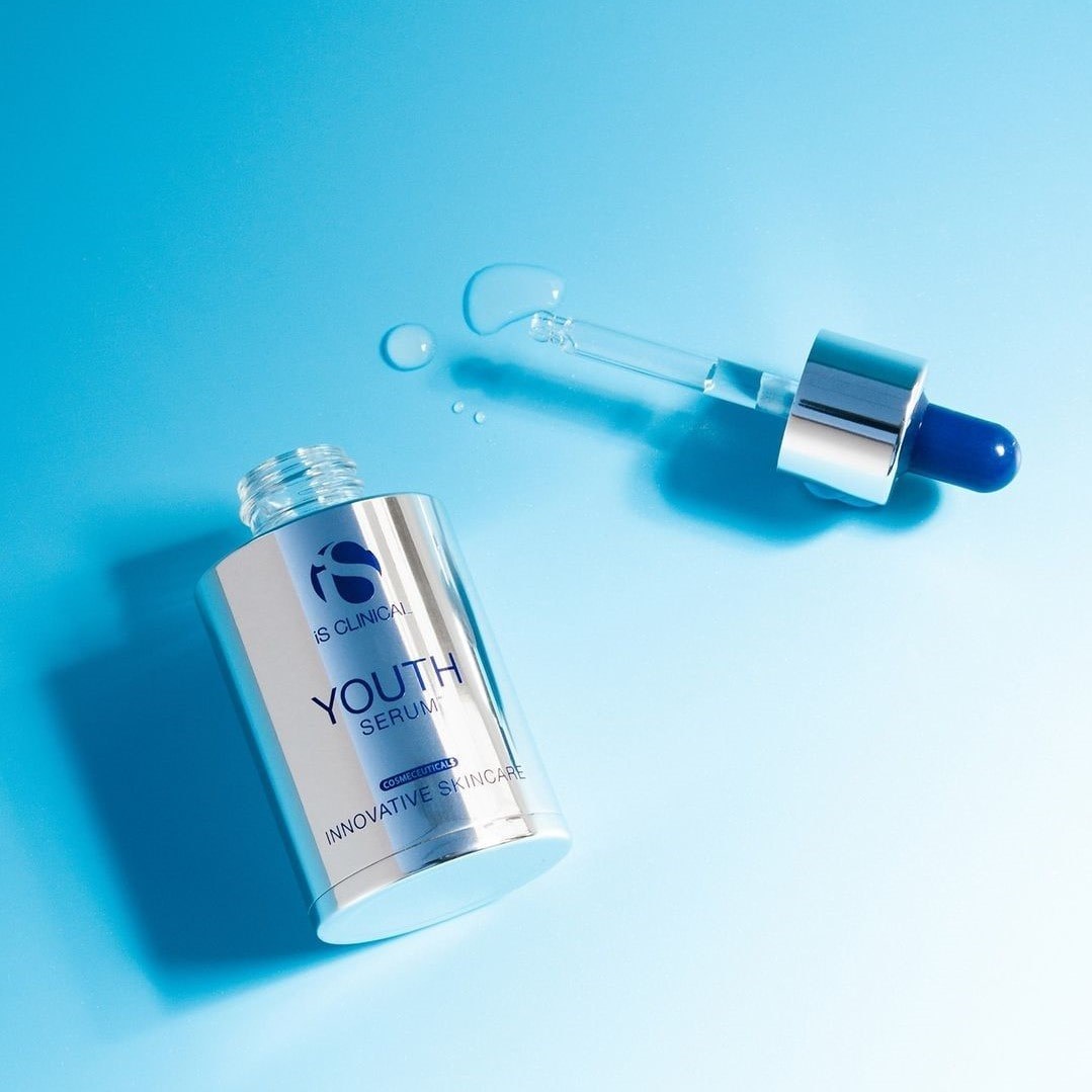 iS Clinical Youth Serum lifestyle image